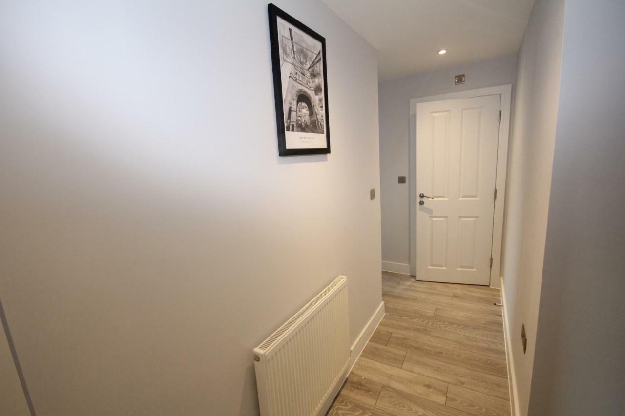 Holden Court Apartments - Apt 3 West Drayton  Kültér fotó